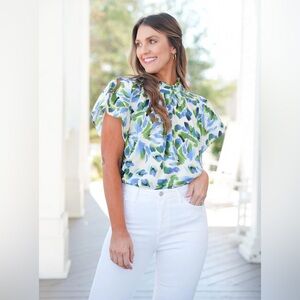 THML Floral flutter Sleeve Top NWOT